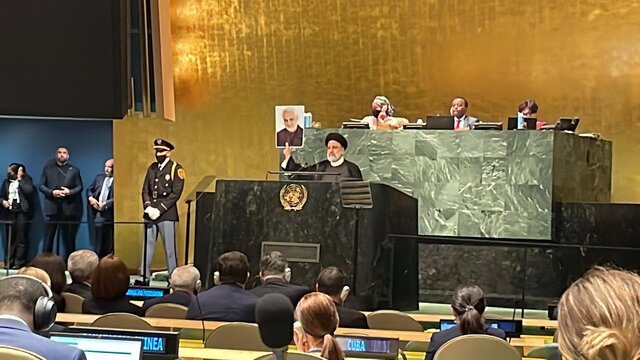ایران به دنبال ساخت سلاح اتمی نیست/امروز جهان به “ایران قوی” نیازمند است
