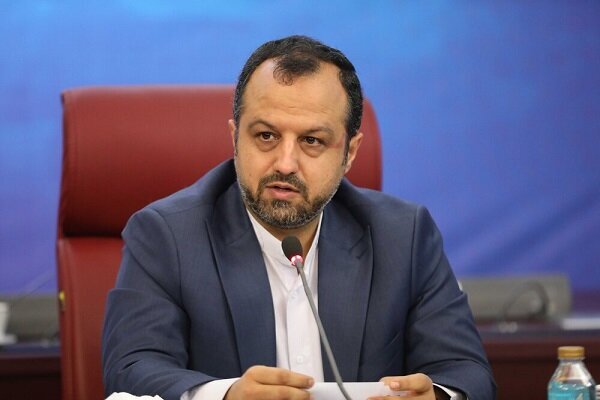 خاندوزی:
                                جزئیات بسته حمایتی از کسب و کارهای مجازی آسیب دیده امشب اعلام می‌شود