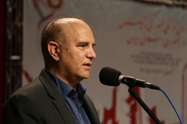 زبان هنر می‌تواند زمینه ساز رشد بشریت باشد