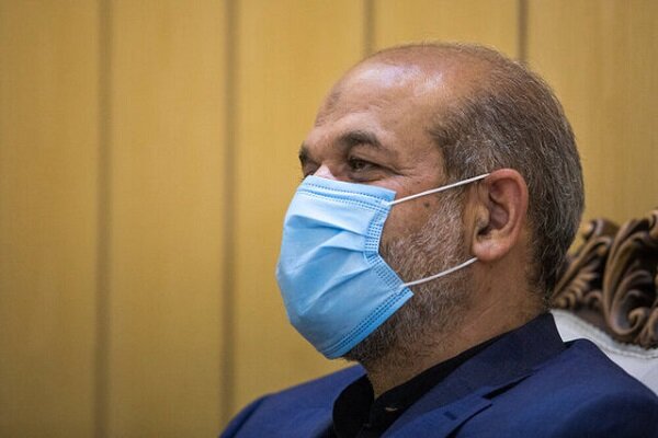 وعده وزیر کشور برای تامین منابع خرید واگن مترو/بهتر است نمایشگاه‌ها در شهر آفتاب برگزار شوند