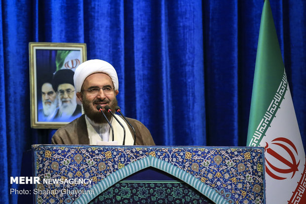 استکبار جهانی نمی‌خواهد جمهوری اسلامی پیشرفت کند