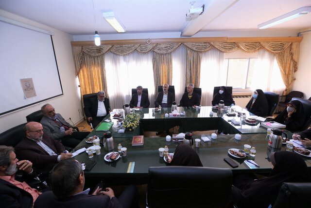 تأثیر انقلاب اسلامی بر گسترش گفت‌وگوهای بینادینی