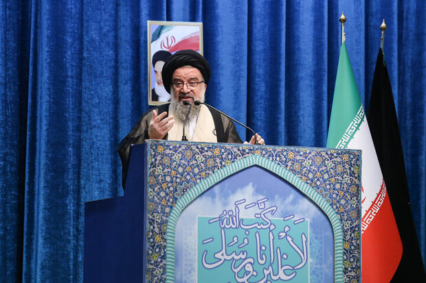 تهمت زدن به نظام اسلامی بنابر نظر بزرگان حرام است