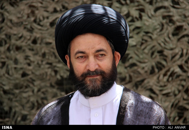 دنیا روی دروغ، قلب حقایق، حق ویژه و درجه بندی انسان ها اداره می‌شود