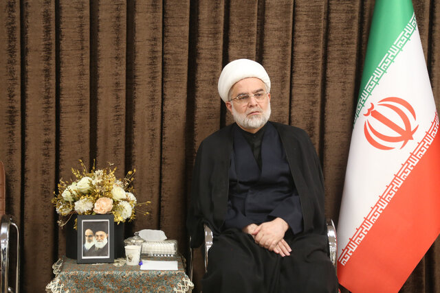 شرایط موجود امنیت فکری جوانان را مخدوش کرده است