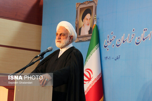محسنی اژه‌ای: نباید فرد در فرودگاه متوجه ممنوع الخروجی خود شود