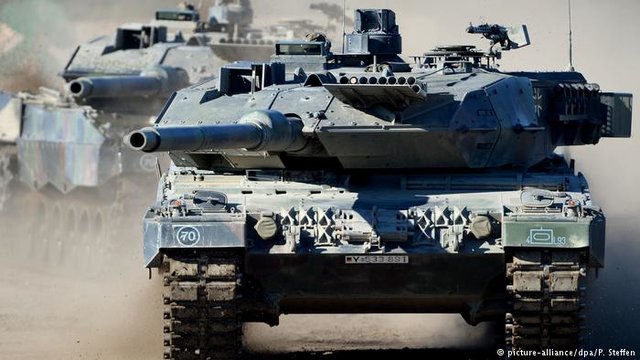 لهستان: تحویل تانک لئوپارد به کی‌یف در ماه مارس خواهد بود