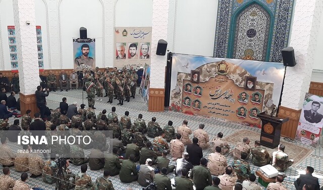 اقتدار ارتش برای همسایگان صلح و دوستی و برای دشمنان سخت و بازدارندگی است