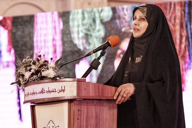 از بهره‌گیری هوش مصنوعی در شست‌وشوی فرش دستباف تا ابداع نوعی گره خاص توسط قالیباف یزدی