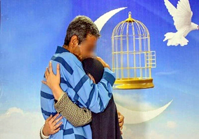 باید از ظرفیت بسیج در جهت نهادینه کردن فرهنگ صلح و سازش استفاده کنیم