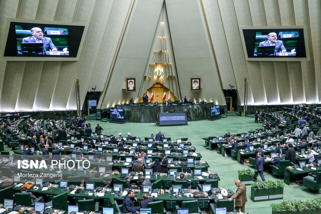 واکنش نمایندگان مجلس به بازگشت ناوگروه ۸۶ نیروی دریایی ارتش
