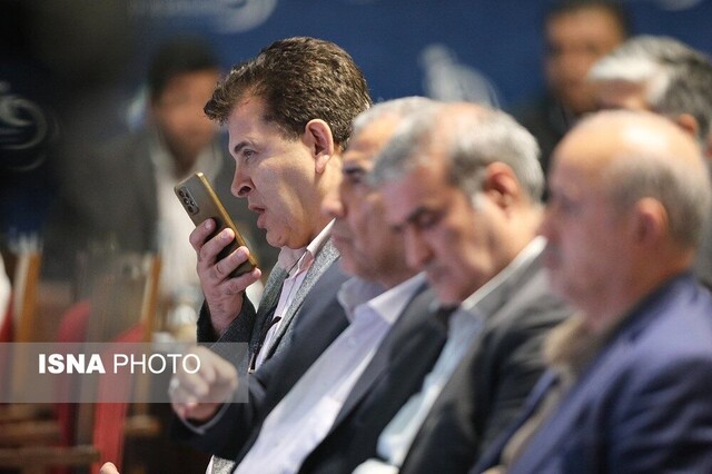 درودگر: ۴۵۰ میلیون یورو نخواستیم، حق پخش منطقی بدهید