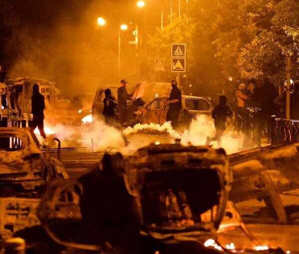 وضع قانون منع آمدوشد در 20 شهر حومه پاریس