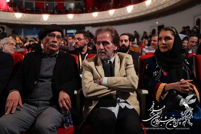 افتتاحیه جشنواره فیلم فجر برپا شد