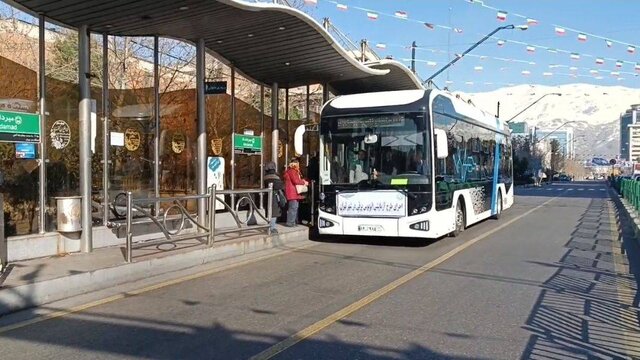 آغاز فعالیت آزمایشی اولین اتوبوس برقی در تهران