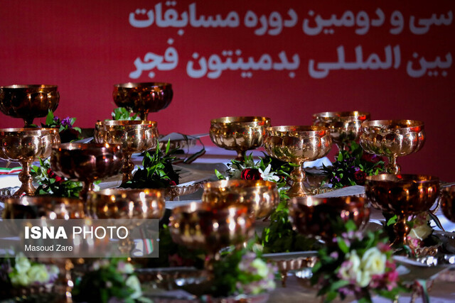 تجلیل از «ثریا آقایی» تا رونمایی از لوح «ACD» در آیین اختتامیه بدمینتون فجر