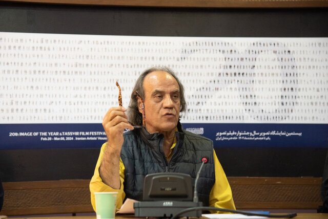 سیف الله صمدیان: با وجدان‌تان به «تصویر سال» بیایید