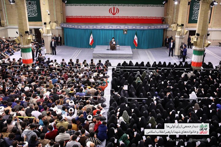 ویژگی نامزد اصلح تقید به دین، استقلال، فسادستیزی و منافع ملی است