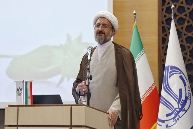 آموزش نباید از فرهنگ جدا شود