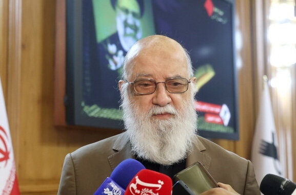 چمران: از پارکینگ‌سازی در تهران استقبال نشد/ نرخ توافقی برای تاکسی‌های برقی وجود ندارد