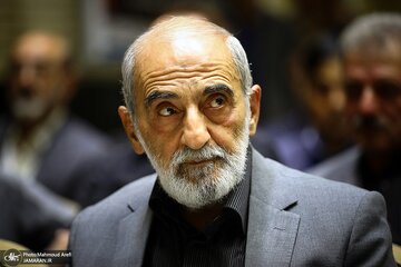 حسین شریعتمداری: آمریکا اگر می توانست با موفقیت به ایران حمله کند، لحظه ای درنگ نمی کرد