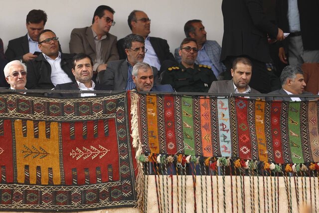 حضور وزیر ورزش و جوانان در مسابقات کشتی با چوخه