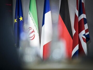 رویترز: ایران تنها مذاکره غیرمستقیم با آمریکا را می‌پذیرد