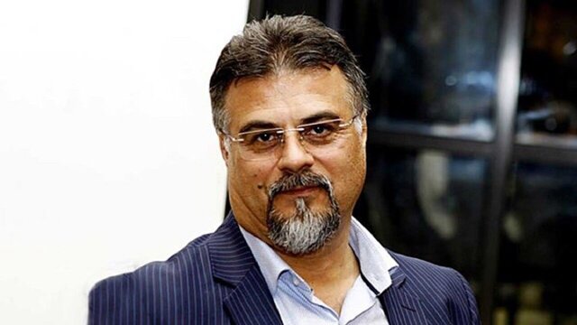 سیدورف دوشنبه در تهران/ نظری‌جویباری: به بازیکن ۶ میلیاردی چطور ۱۰۰ میلیارد می‌دهید؟