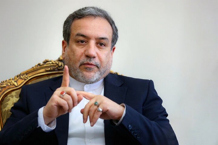عراقچی: غنی‌سازی داخل خاک ایران یک اصل است و تعطیل نمی‌شود