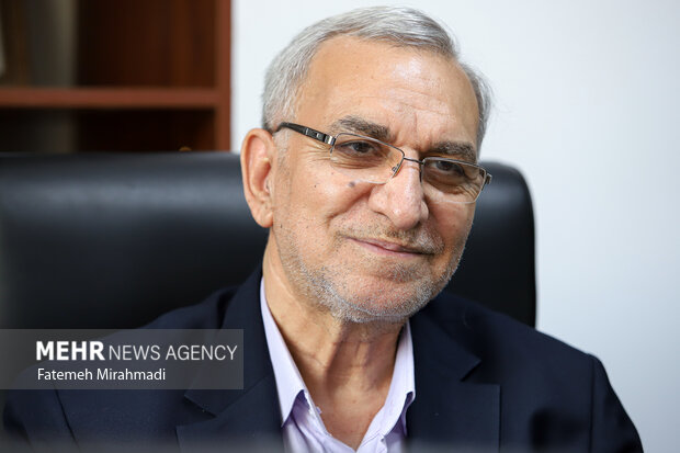 عین‌اللهی: میزان فعالیت و کار شهید رئیسی تعجب برانگیز بود