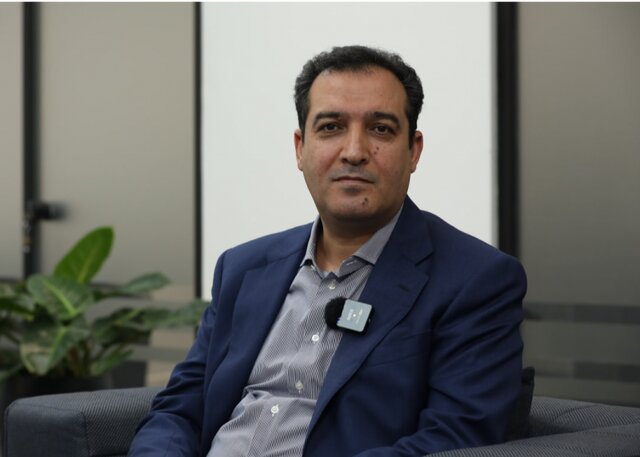 مدیرعامل گل‌گهر: بعد جلسه وزیر ورزش با باشگاه‌ها، توافقات فراموش شد/ از قرارداد ۱۰۰ میلیارد حالم عوض می‌شود!