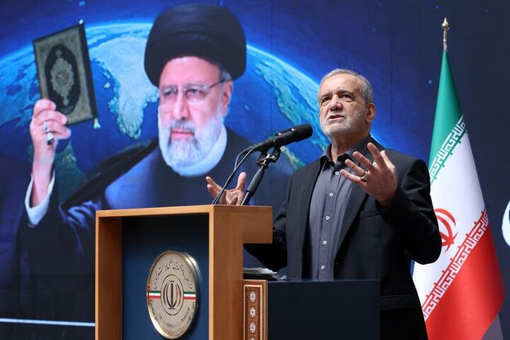 پزشکیان: بی‌نیازی از دنیا مبنای دفاع از مظلوم و دیپلماسی مقاومت است