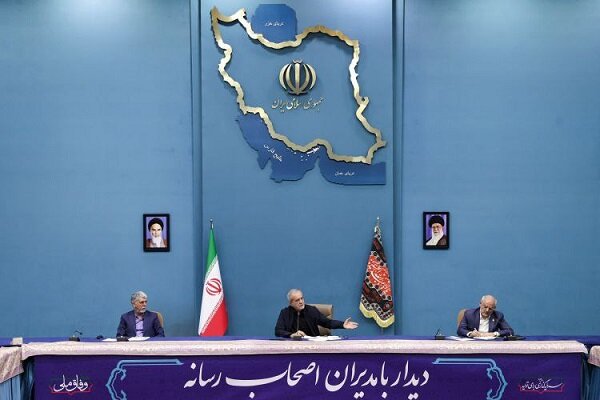 پزشکیان: بدون رضایت و هماهنگی با مقام معظم رهبری، هیچ کاری نخواهیم کرد