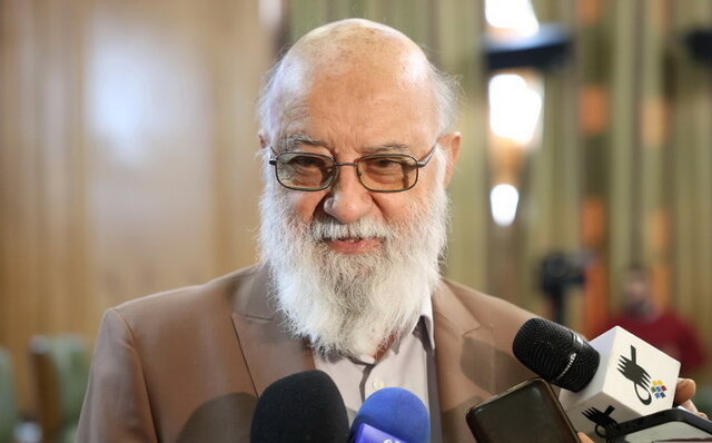تاکسی‌های پلاک شهرستان نمی‌توانند در تهران کار کنند/ می‌خواهند میراث تهران را تقسیم کنند